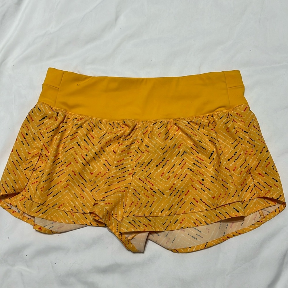 CALIA by Carrie Underwood athletic shorts